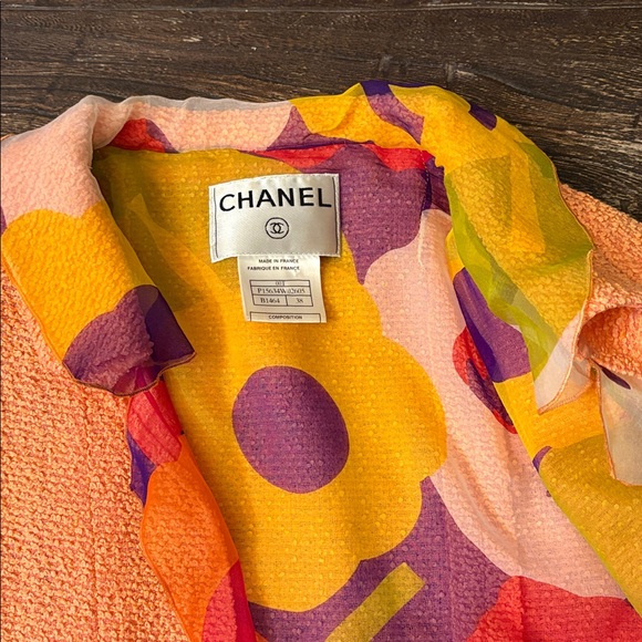 Chanel Spring 2001 Runway Coral Bouclé 3 Piece Set Floral Silk Trim 38/40 US 6 - Picture 4 of 17